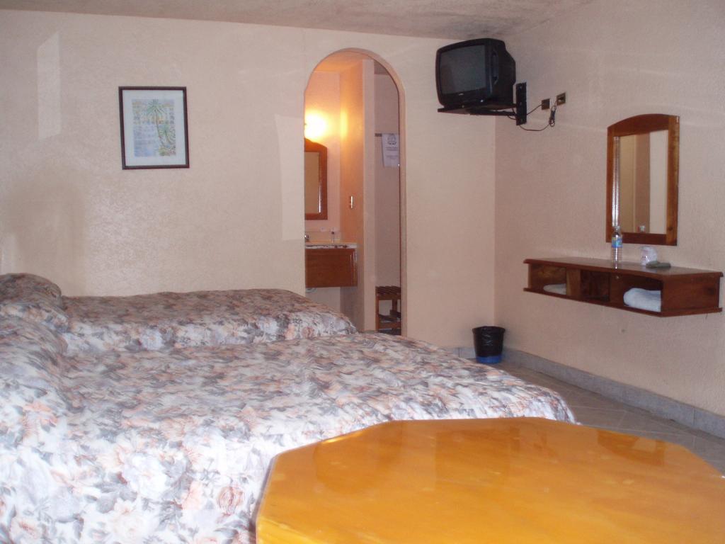 Hotel De Mexico Matamoros  Room photo